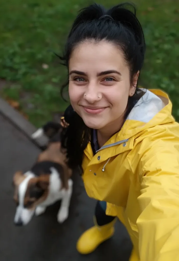 Полина